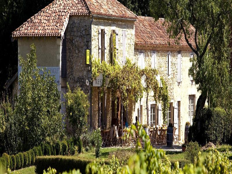 Hotel Logis L'auberge De