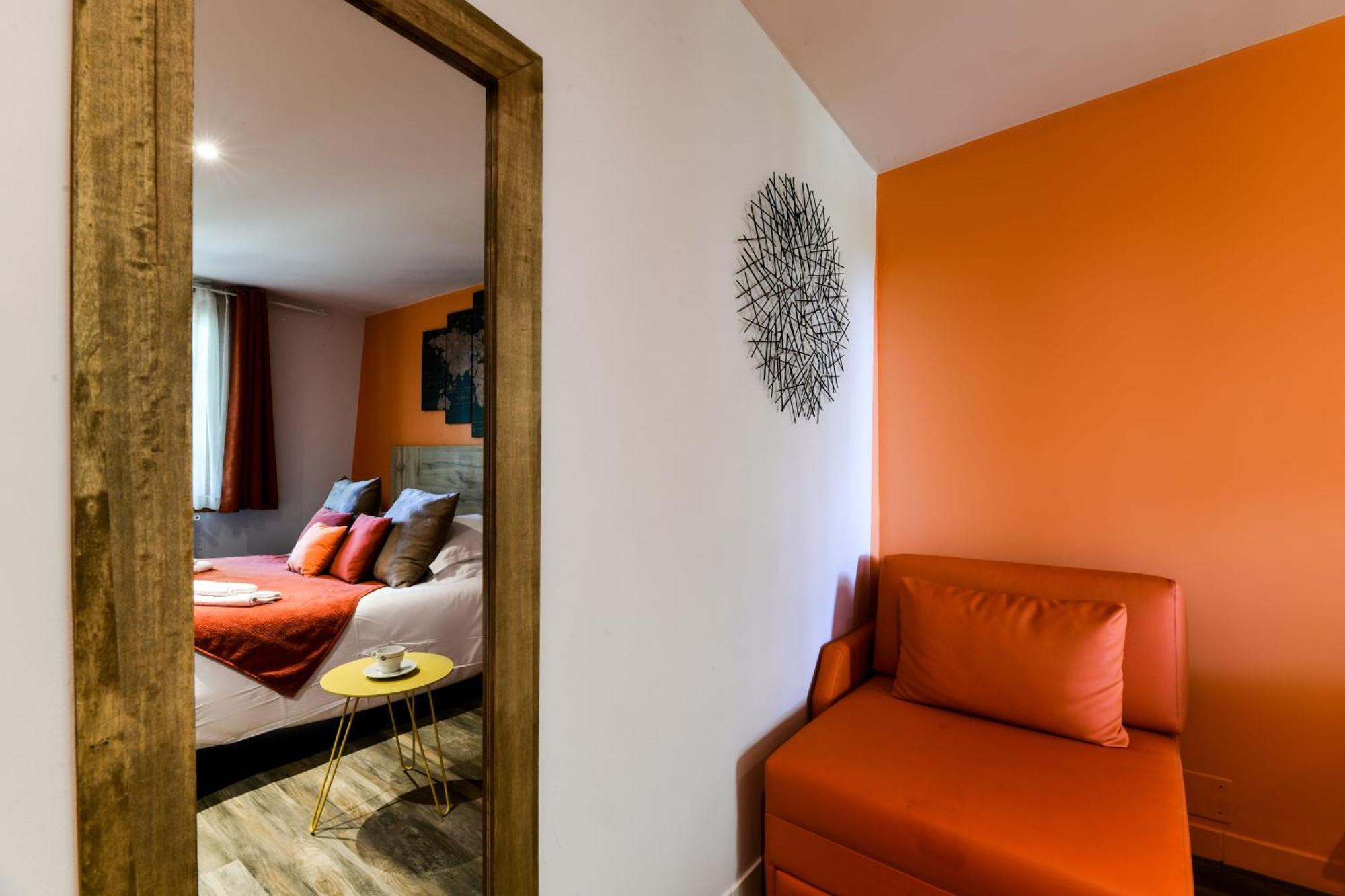 Logis L'auberge De Hotel 3*