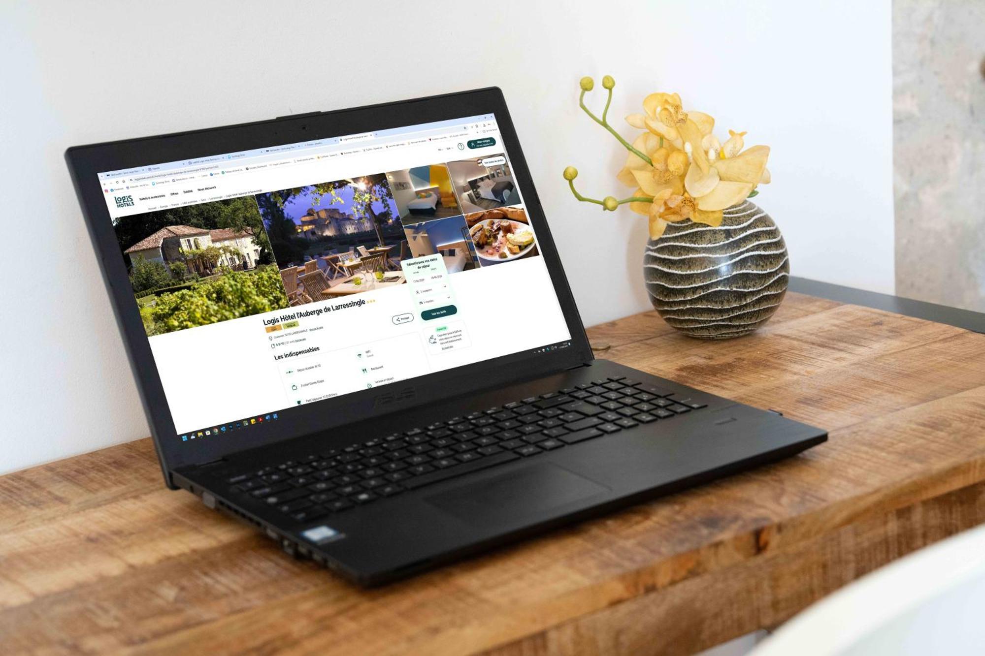 Logis L'auberge De Hotel Larressingle